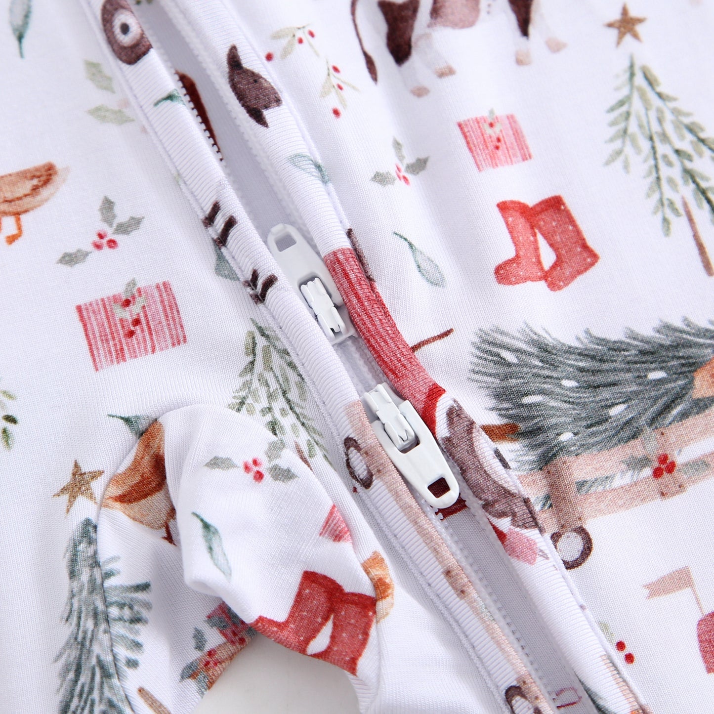 Bamboo Zip Sleeper - Christmas Farm