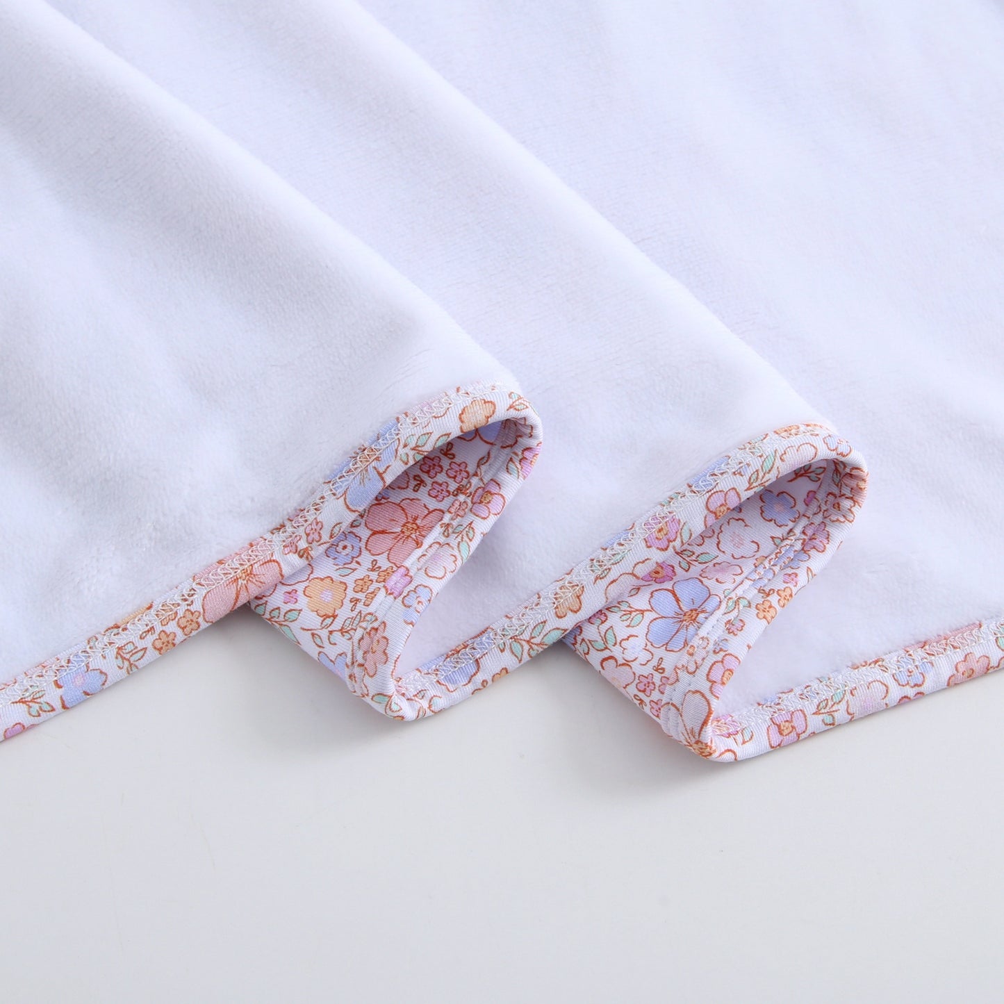 Bamboo/Plush Blanket - 50x70 - Eloise Floral